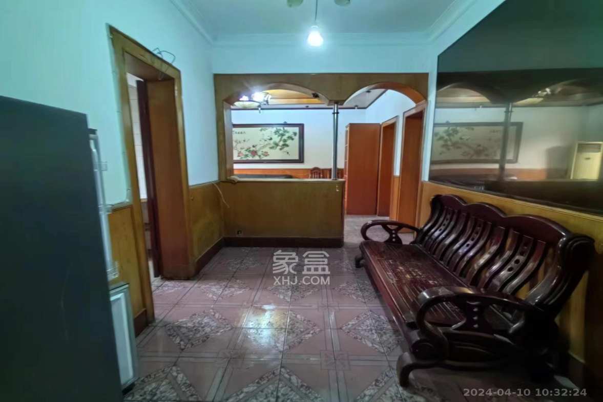 国庆新村 3室2厅1卫 1700.0元/月 国庆新村 3室2厅1卫 1700.0元/月室内图