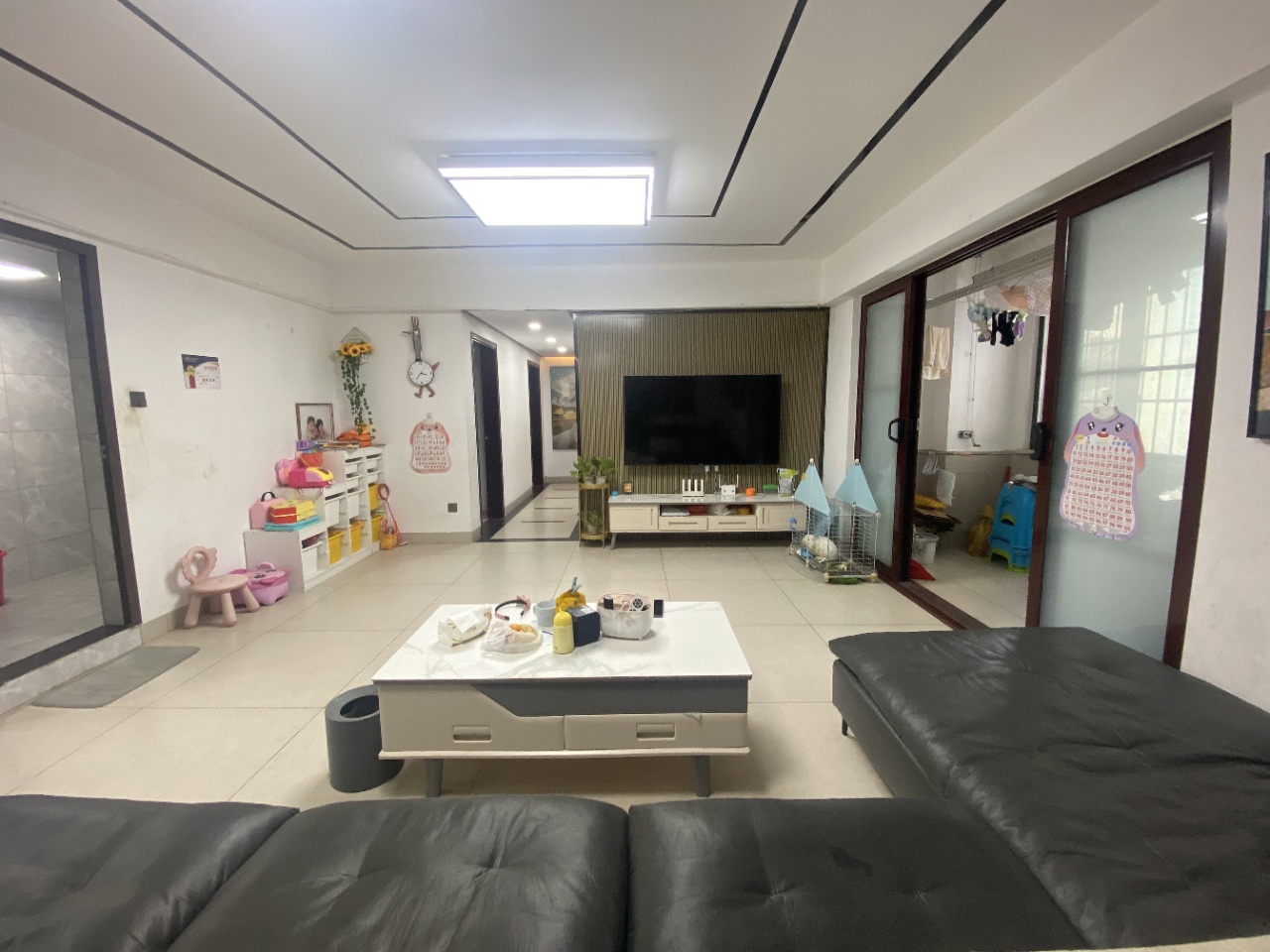 金山小区  4室2厅2卫    149.0万