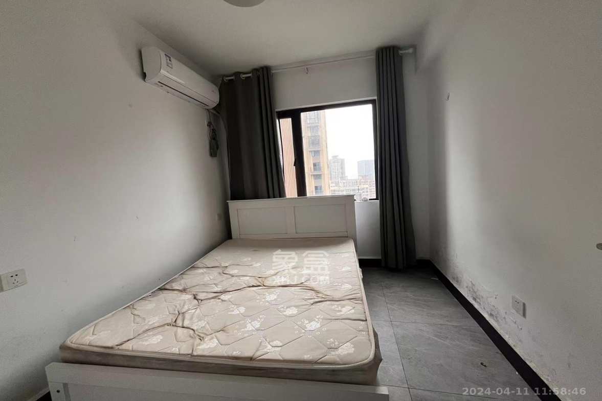 勤诚达境界城  4室2厅1卫    2400.0元/月 勤诚达境界城  4室2厅1卫    2400.0元/月室内图