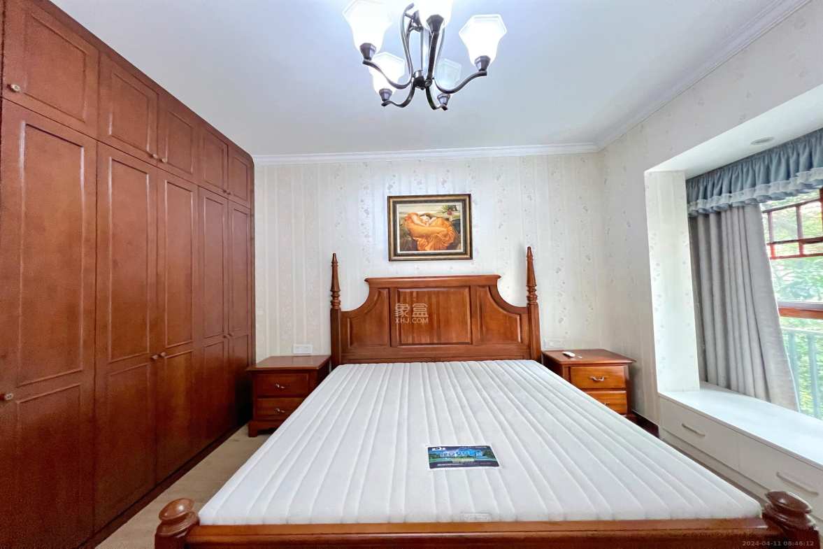 中城丽景香山园 4室2厅2卫 4500.0元/月 中城丽景香山园 4室2厅2卫 4500.0元/月室内图