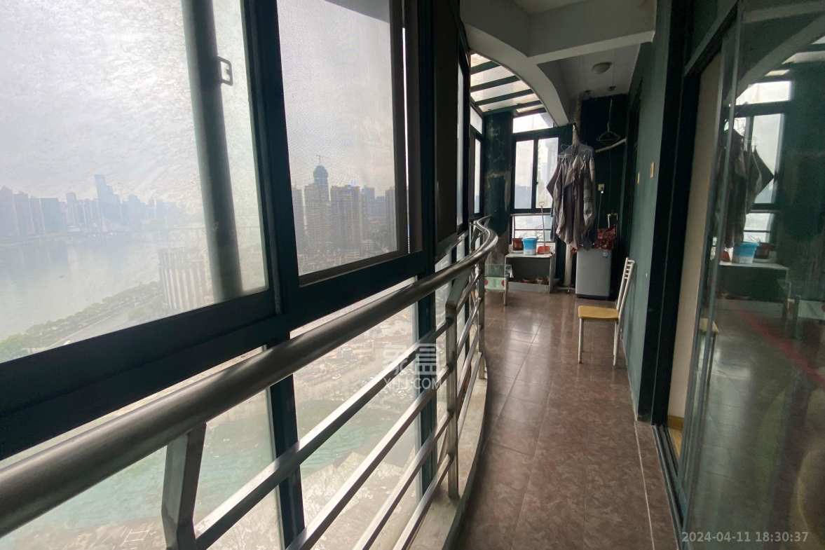 华盛新外滩  2室2厅1卫    3500.0元/月室内图