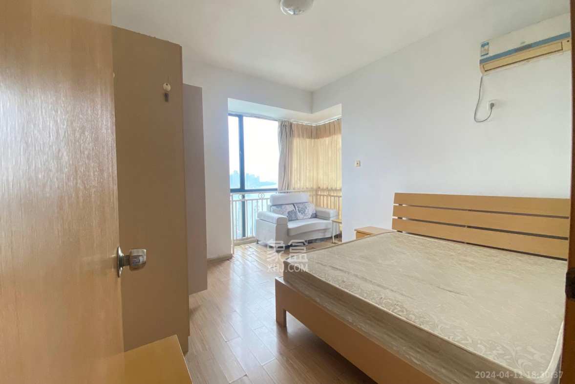 华盛新外滩  2室2厅1卫    3500.0元/月室内图