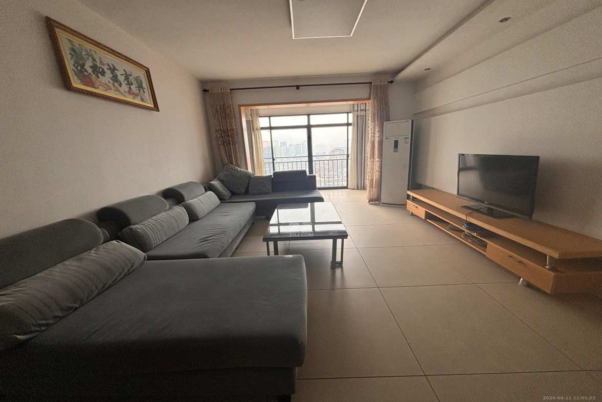万象新天  3室1厅1卫   3200.00元/月室内图1