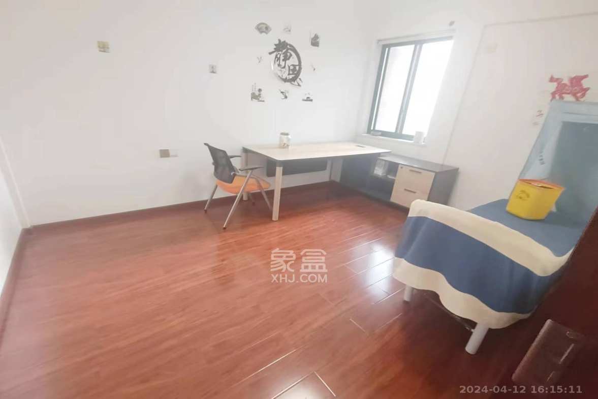浏阳河畔家园  3室2厅2卫   3500.00元/月室内图