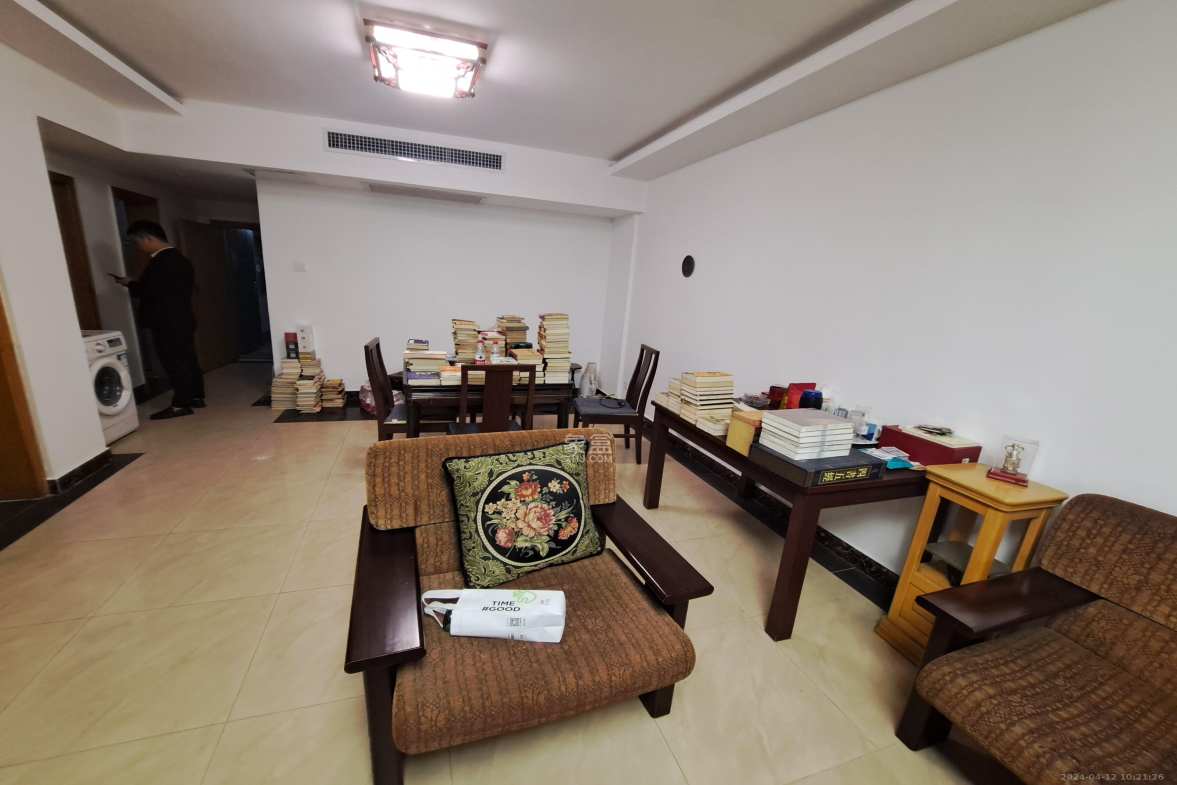 城市花园  3室3厅2卫   3500.00元/月室内图