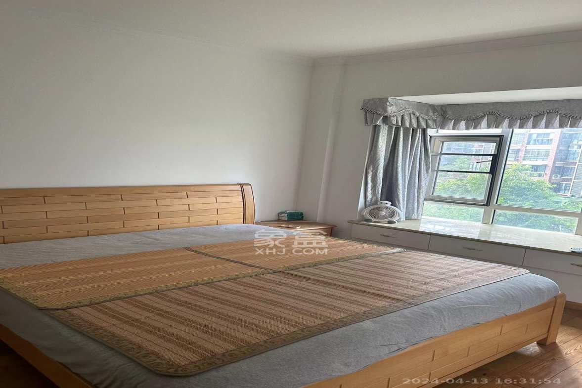 米兰春天 4室2厅1卫 2400.0元/月 米兰春天 4室2厅1卫 2400.0元/月室内图