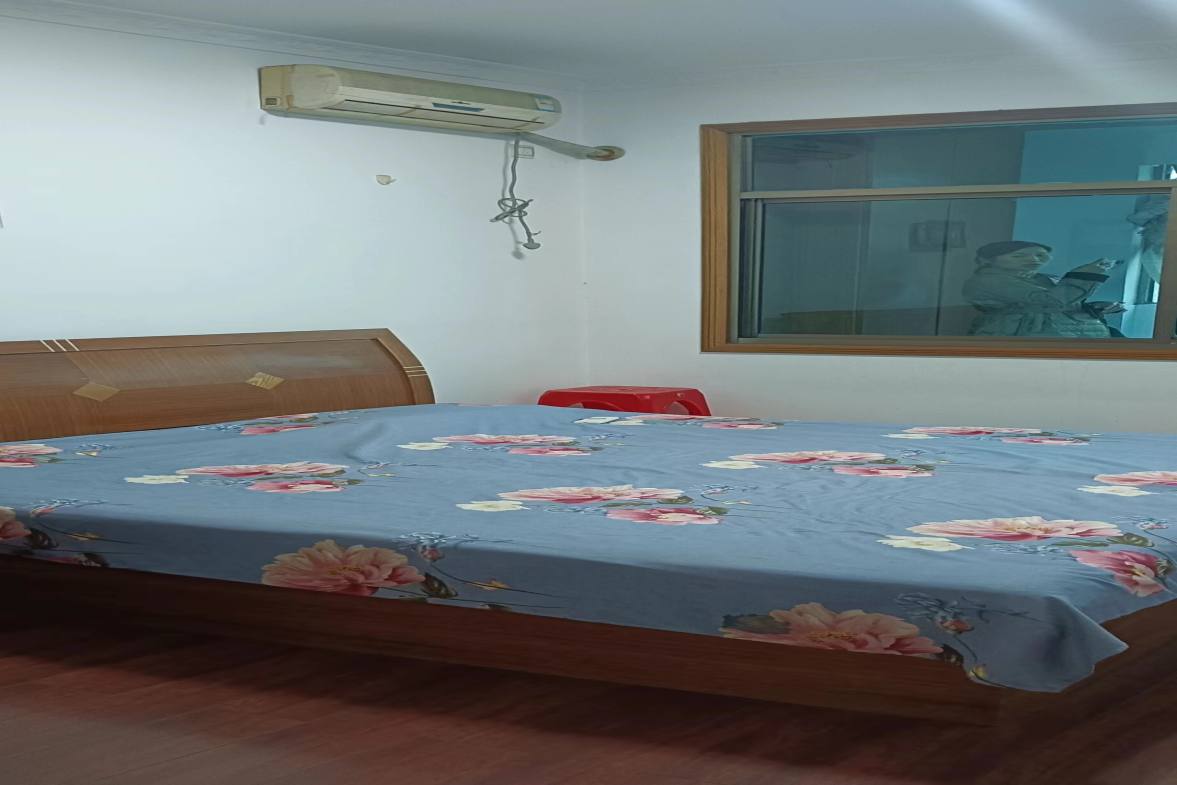 锦绣新城  4室2厅2卫    28.8万室内图