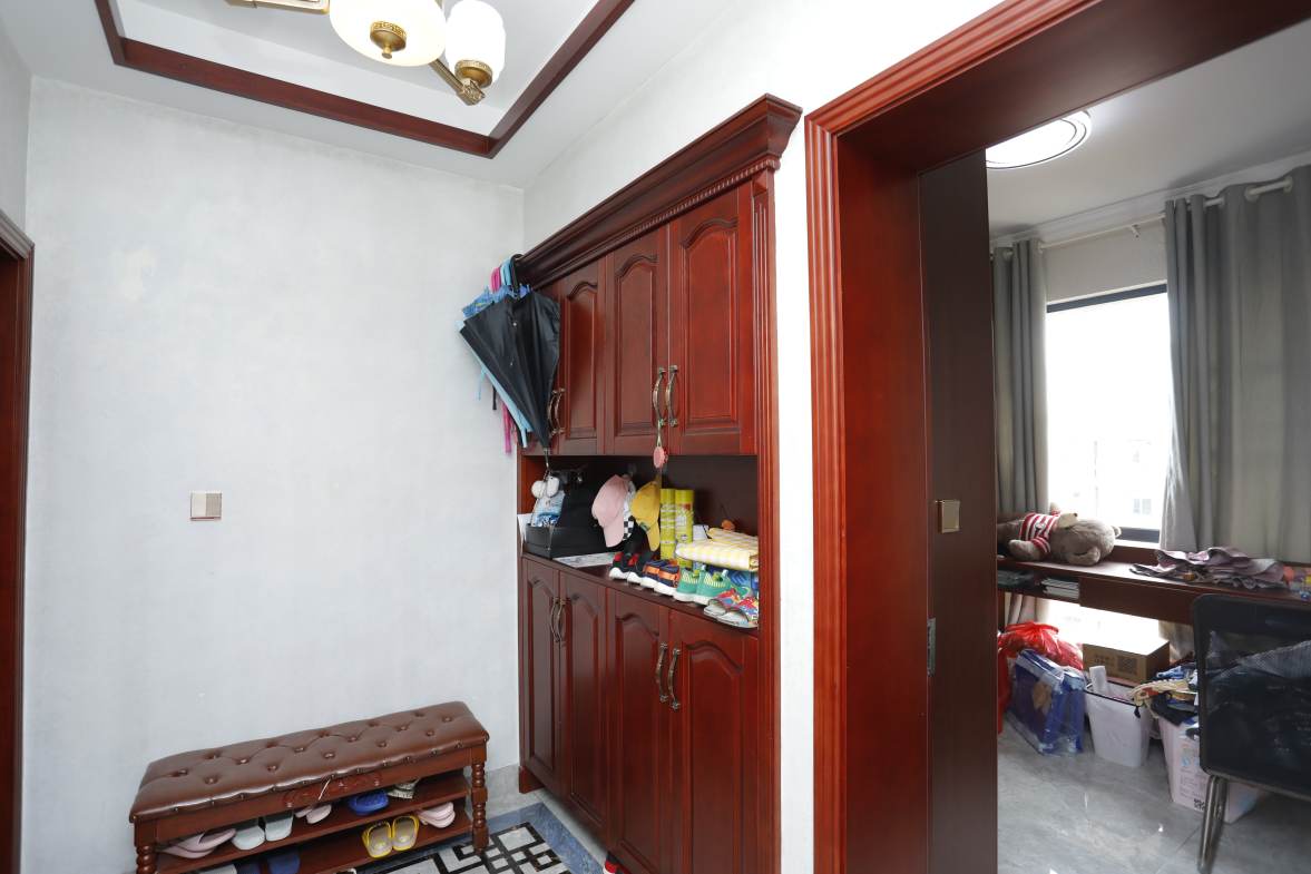 书香御景  4室2厅2卫    99.8万室内图