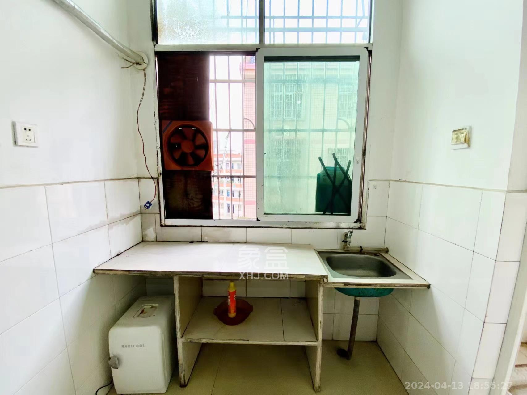 泉塘小区  1室1厅1卫    500.0元/月