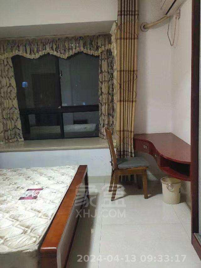 龙腾国际  3室2厅1卫    2100.0元/月室内图