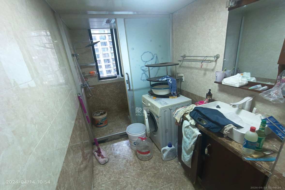 融科东南海  4室2厅2卫    3000.0元/月室内图