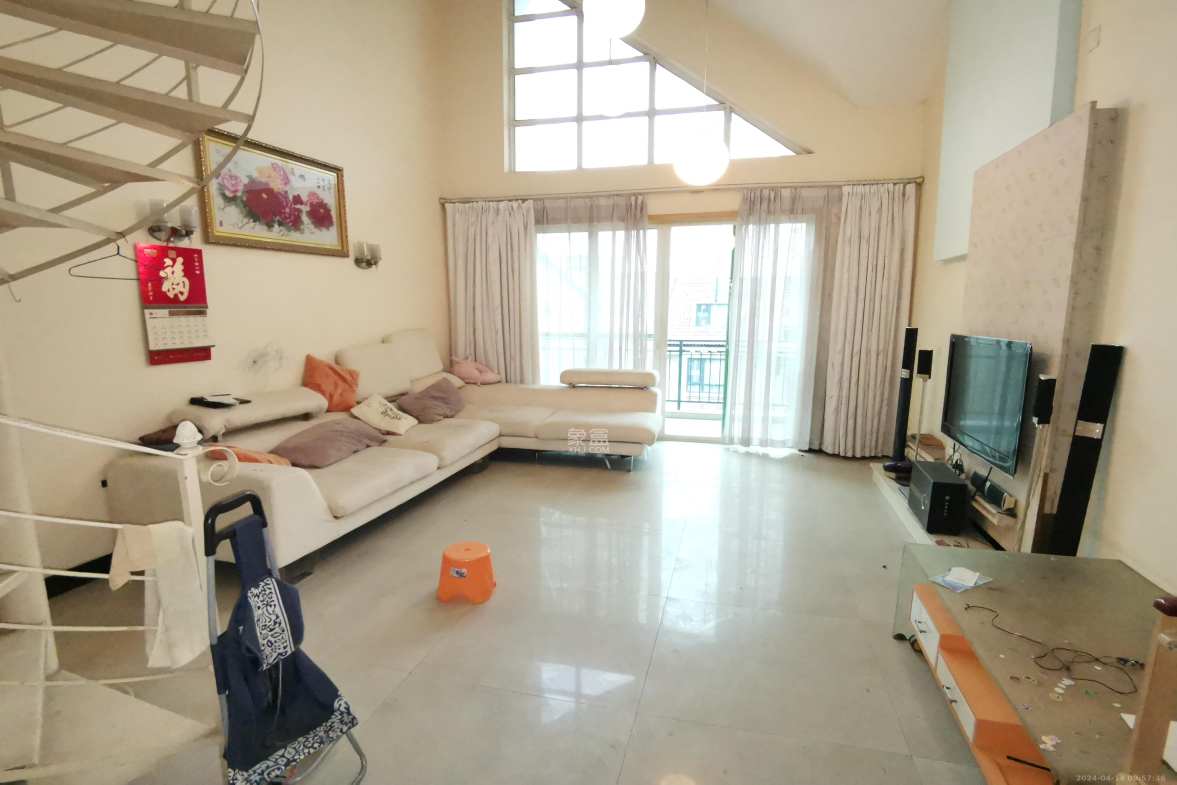 锦湘国际星城一期（锦美苑）  3室2厅2卫    2800.0元/月室内图1