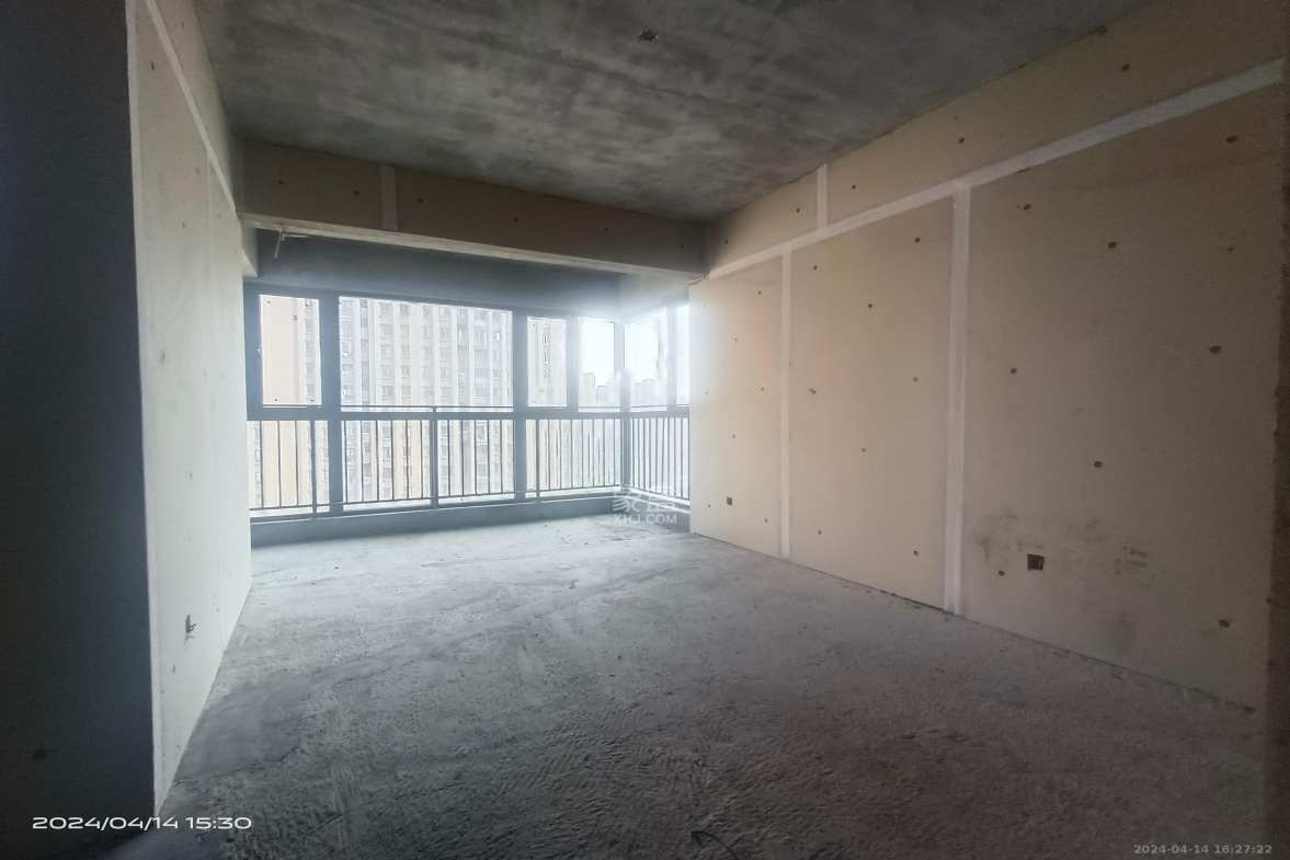 高峰璟麟府(高峰御园)  4室2厅2卫    1500.0元/月室内图