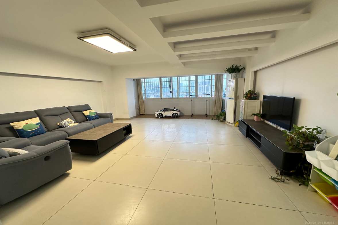 在水一方  3室2厅1卫    3600.0元/月室内图1