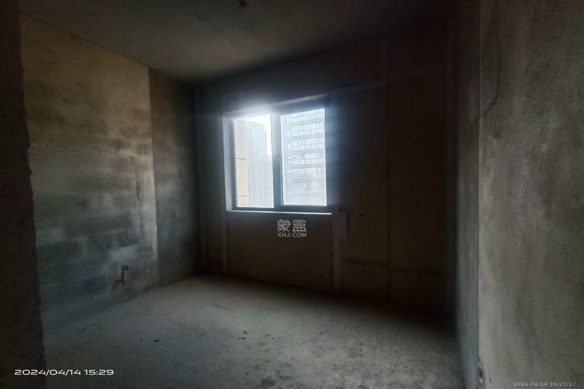 高峰璟麟府(高峰御园)  4室2厅2卫    1500.0元/月室内图