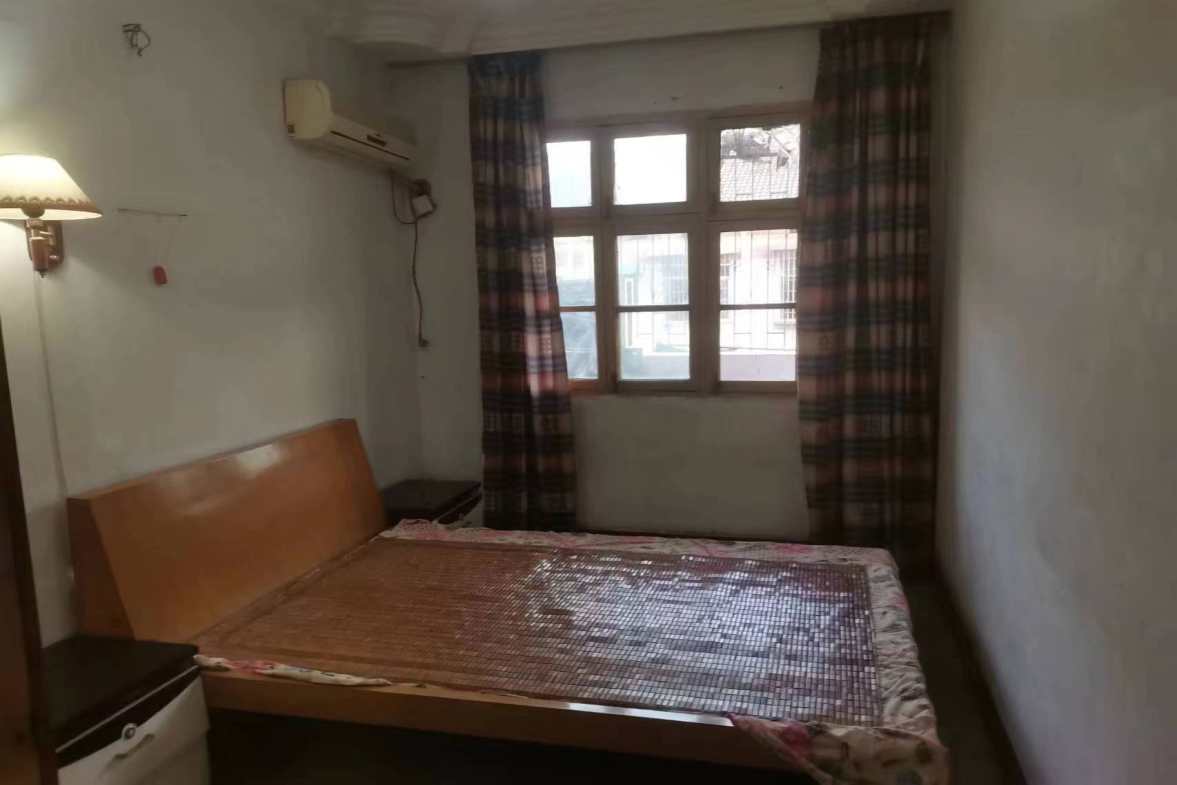 长青粮站(湖南军粮) 3室1厅1卫 700.0元/月 长青粮站(湖南军粮) 3室1厅1卫 700.0元/月室内图