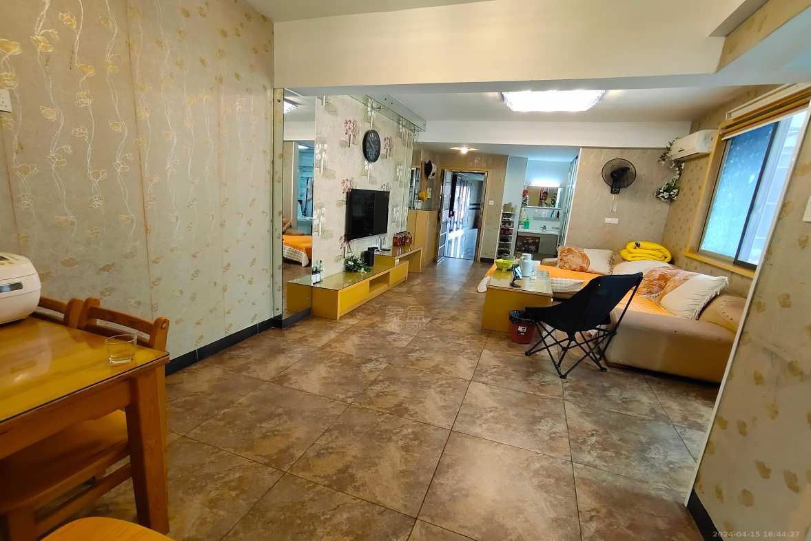 文化园三期  2室1厅1卫    1500.0元/月室内图