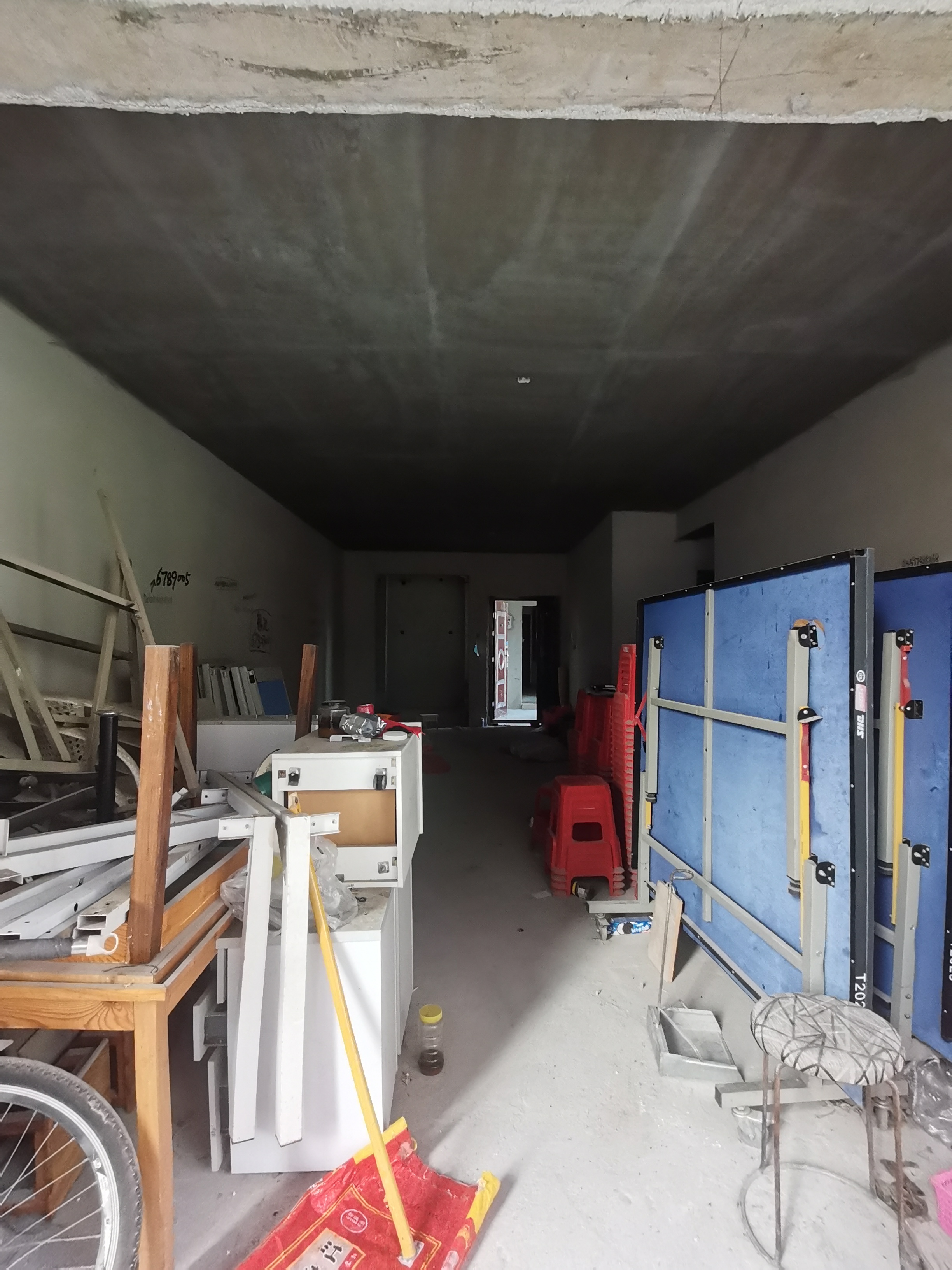 兴质苑住宅小区  4室2厅2卫    75.8万