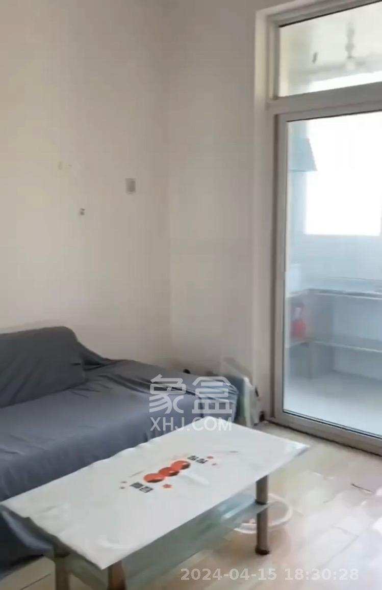 湘樟园小区（湘樟家园）  1室1厅1卫   1300.00元/月室内图1