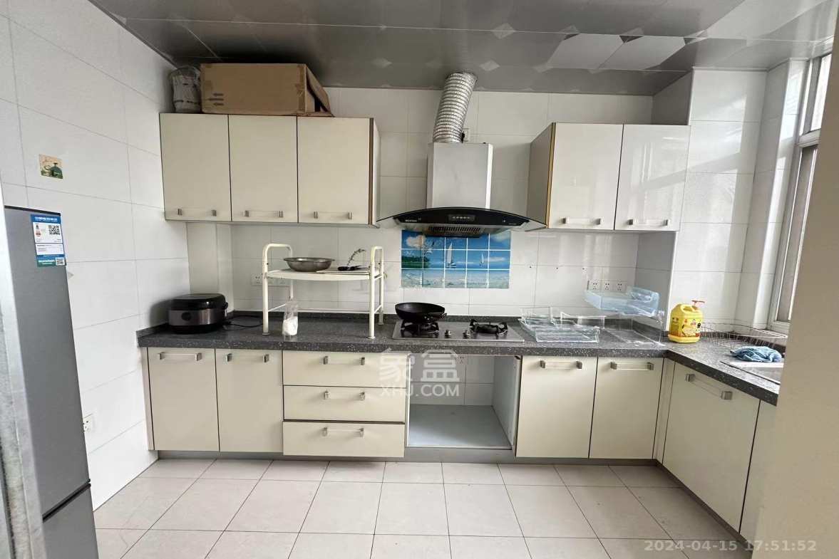 德泽苑  3室2厅2卫    2300.0元/月室内图