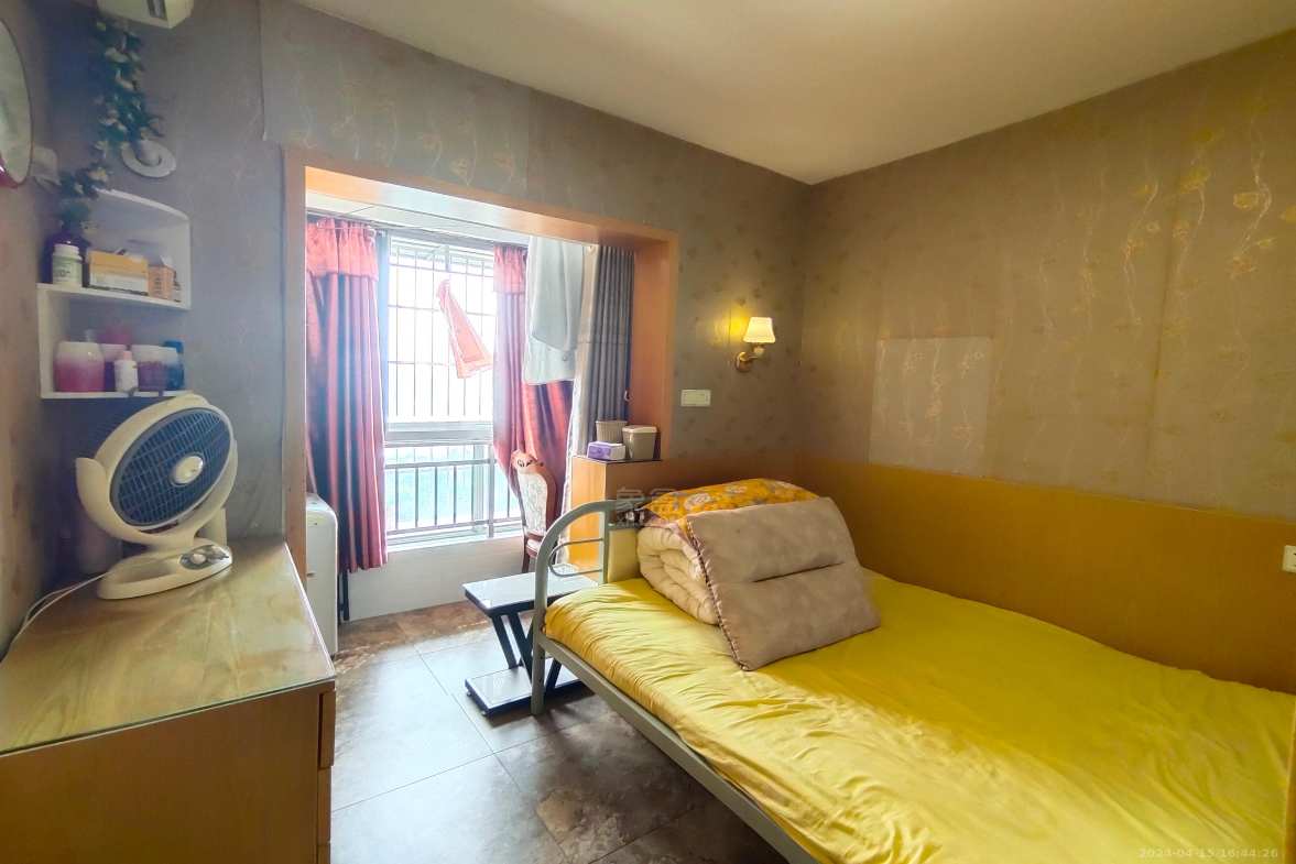 文化园三期  2室1厅1卫    1500.0元/月室内图