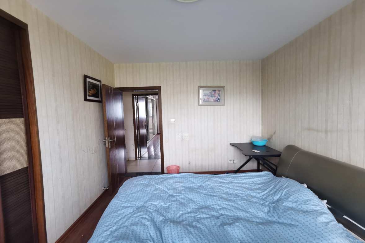 旺坤家园  3室2厅2卫    2800.0元/月 旺坤家园  3室2厅2卫    2800.0元/月室内图