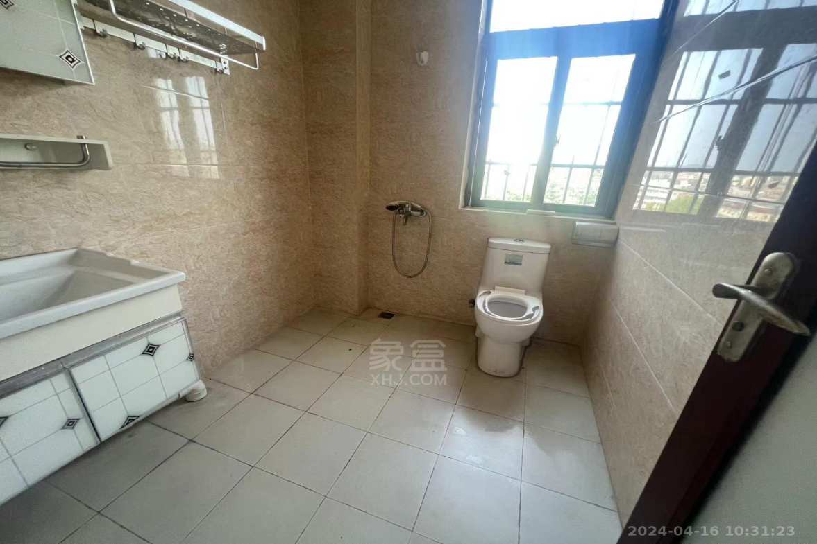 金路小区(杨柳村罗家冲) 3室2厅1卫 1800.0元/月 金路小区(杨柳村罗家冲) 3室2厅1卫 1800.0元/月室内图