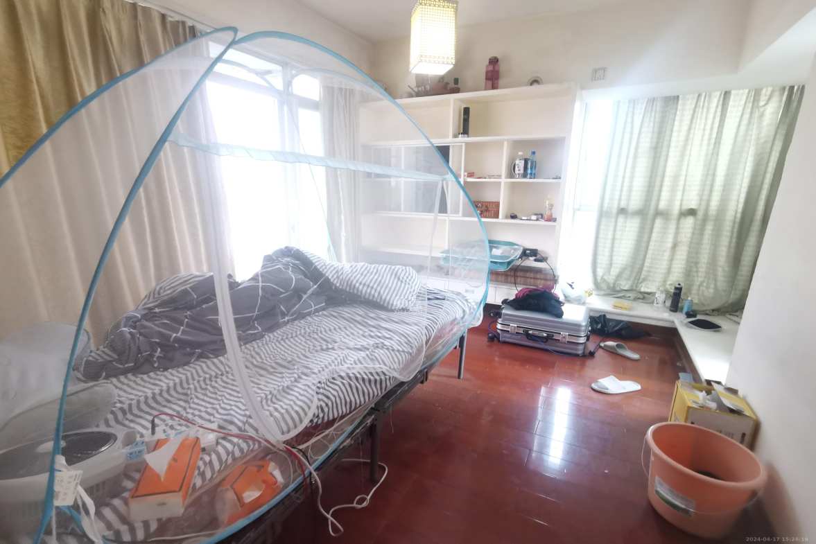 咸嘉新村嘉华苑  4室2厅2卫   3000.00元/月室内图