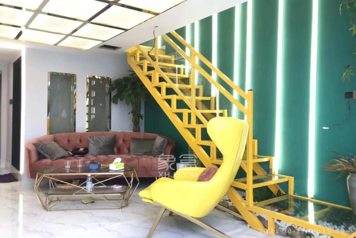 裕天国际商汇中心 0室0厅0卫 2600.0元/月 裕天国际商汇中心 0室0厅0卫 2600.0元/月室内图