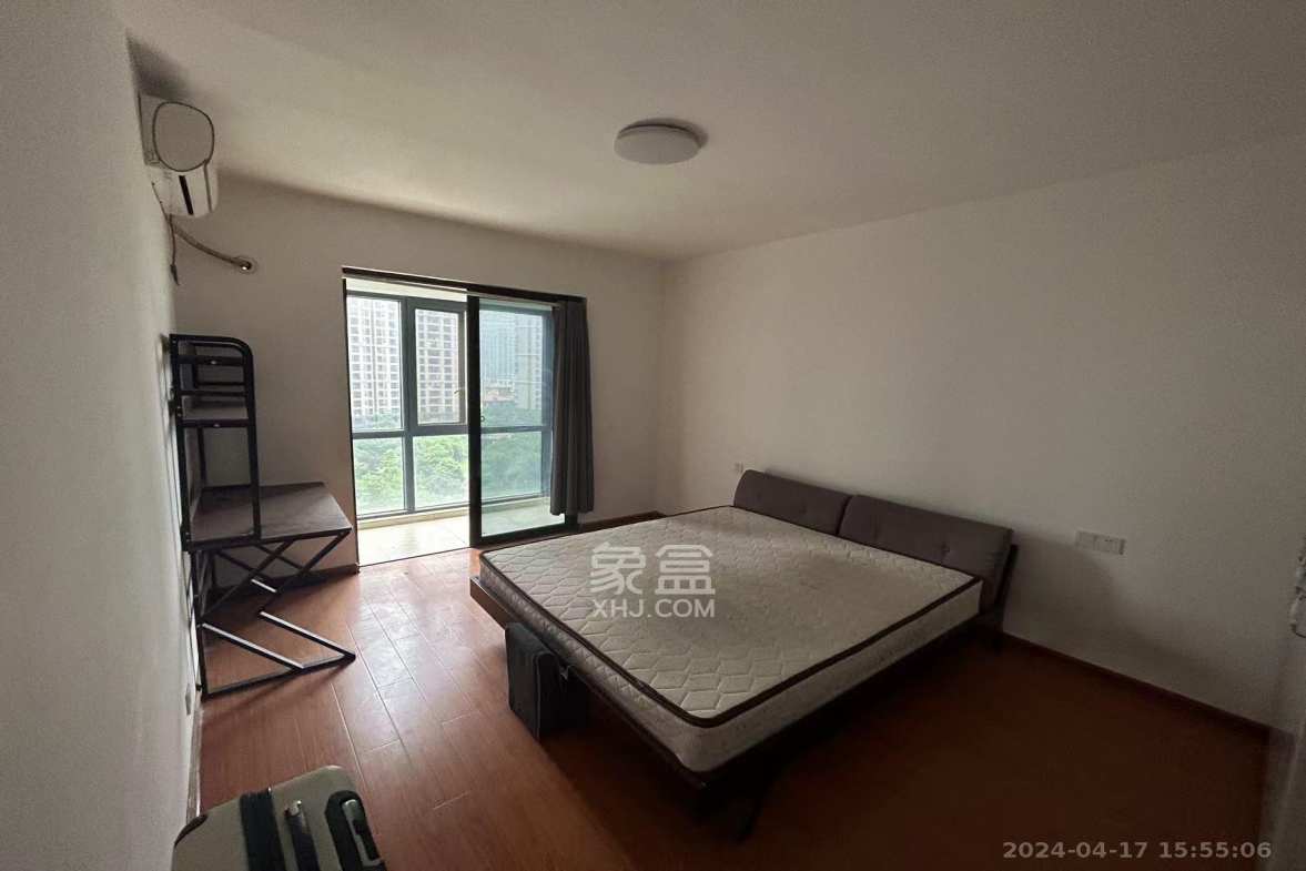 海洋半岛（月珑湾）  3室2厅2卫    3400.0元/月室内图