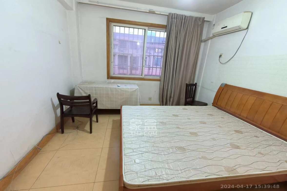 新桥家园  2室1厅1卫    1300.0元/月 新桥家园  2室1厅1卫    1300.0元/月室内图