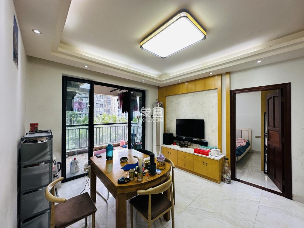 环强御景湾  3室2厅2卫   156.00万