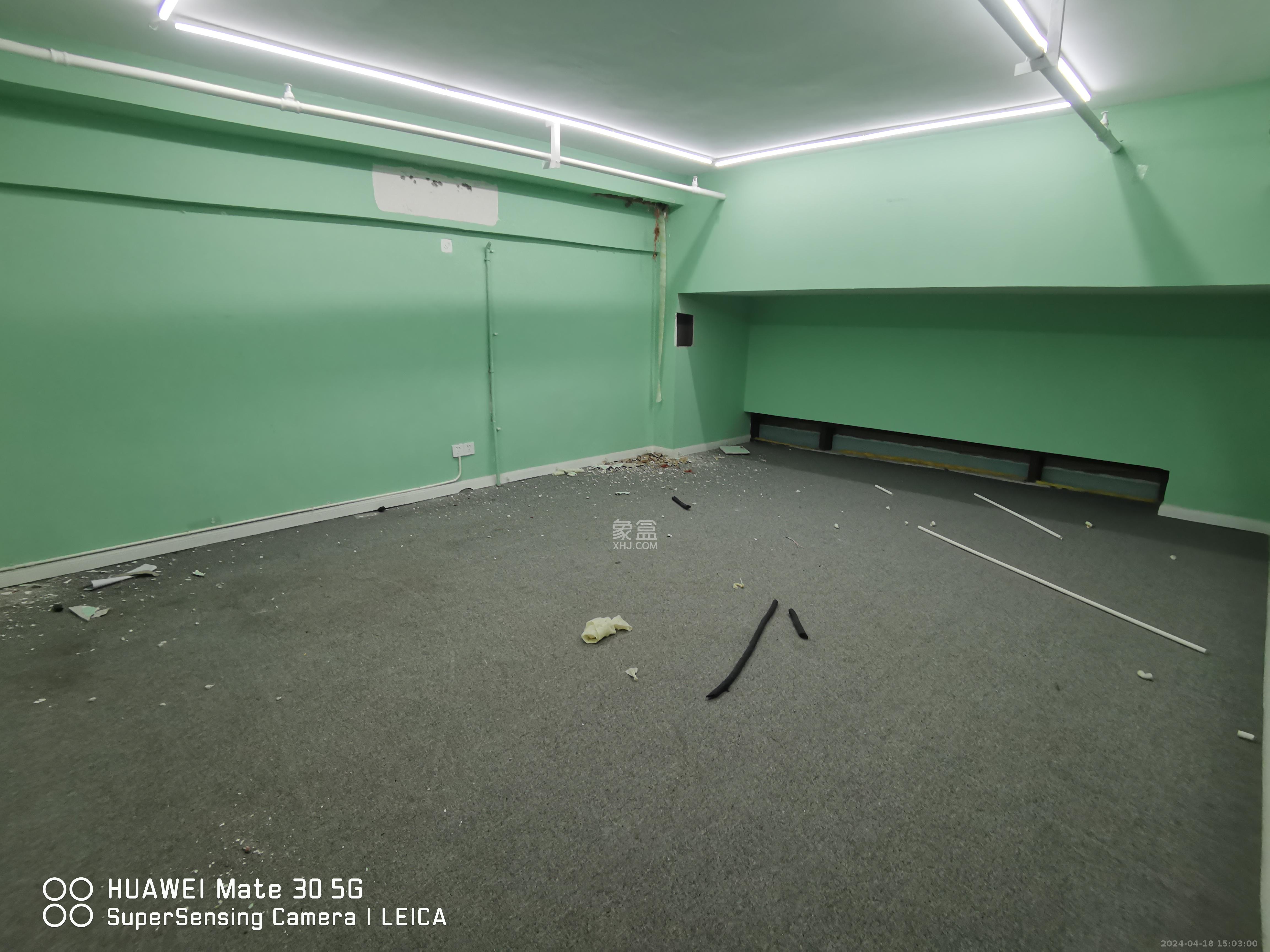 恒大翡翠华庭   249.0㎡      8000.0元/月室内图