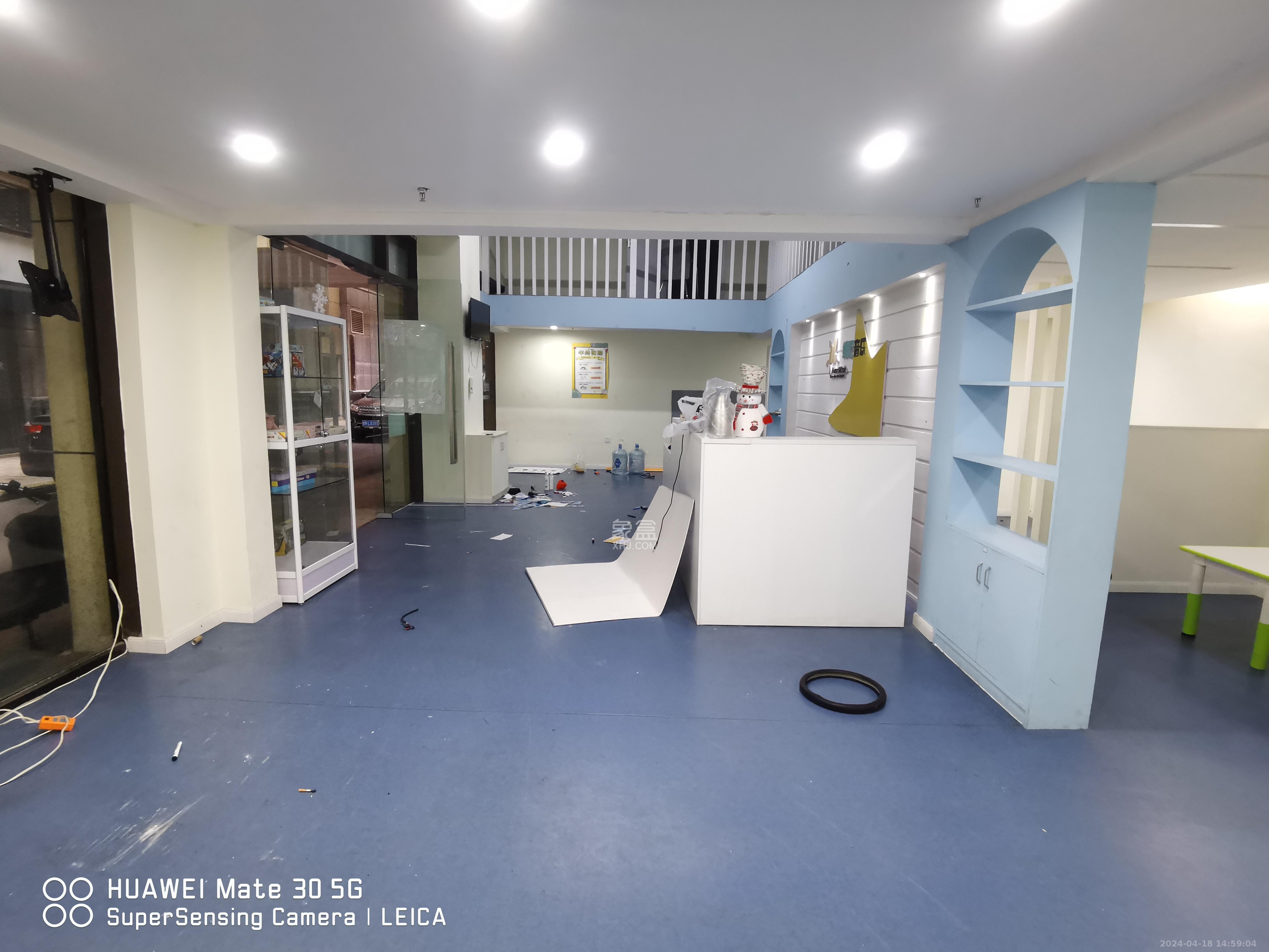 恒大翡翠华庭   249.0㎡      8000.0元/月小区图