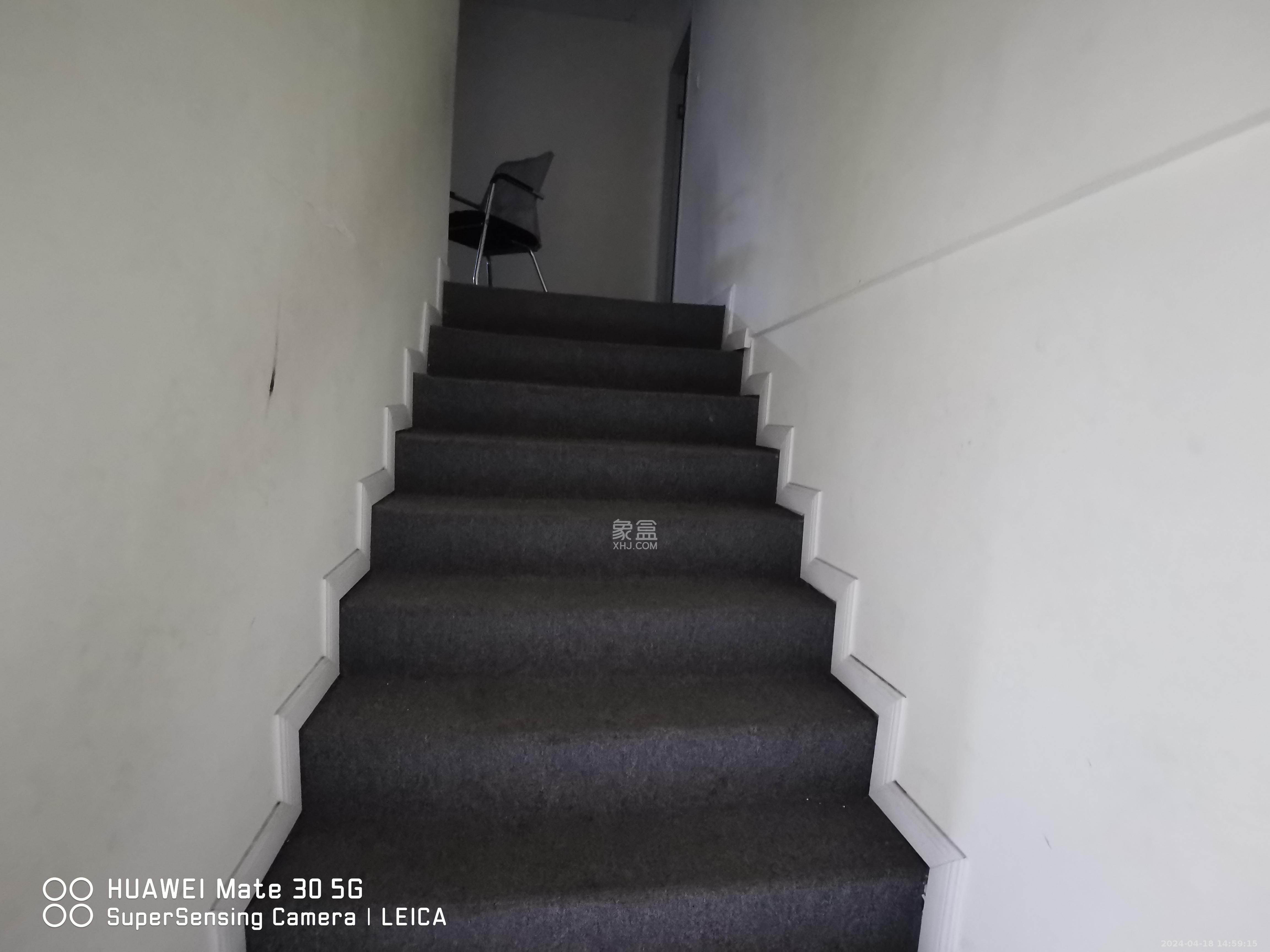 恒大翡翠华庭   249.0㎡      8000.0元/月小区图