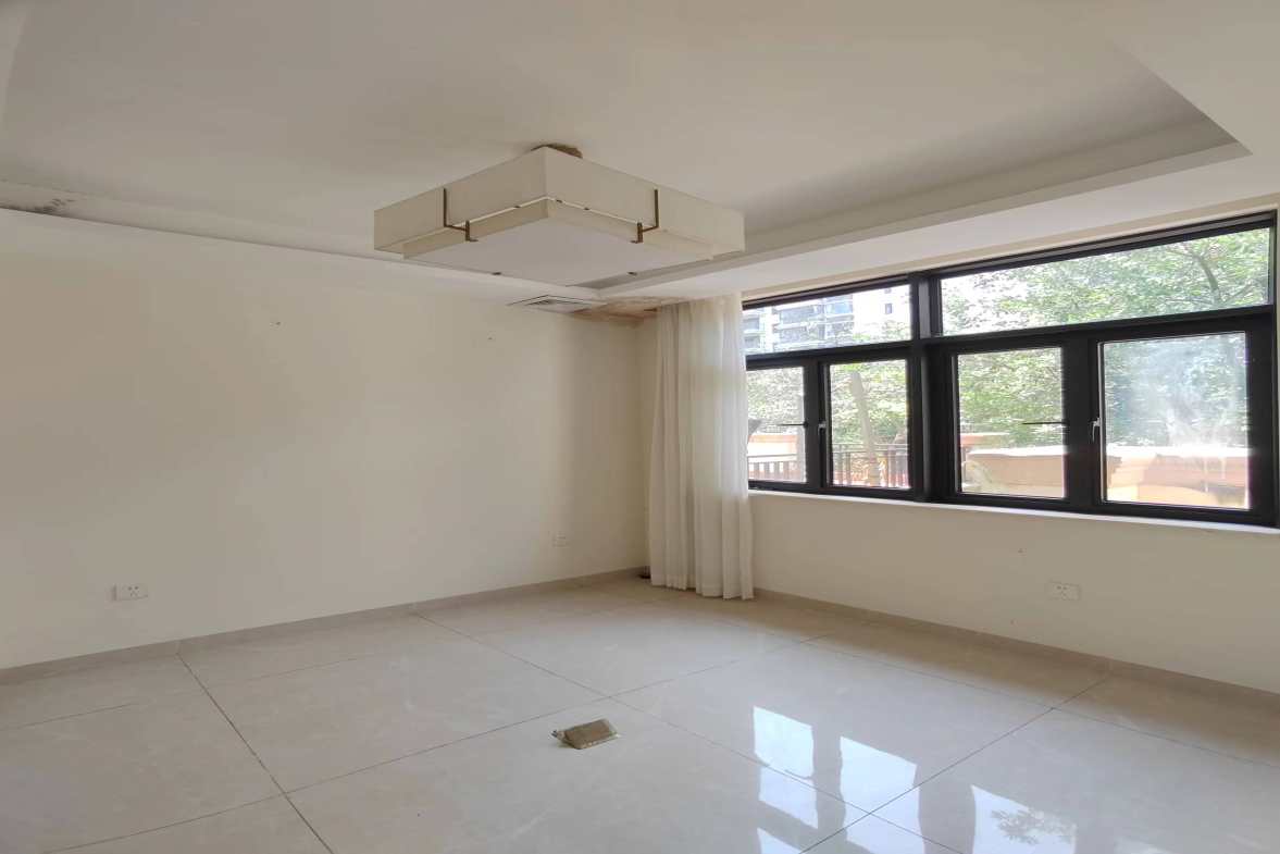 蓝城一号  5室3厅4卫    12000.0元/月室内图