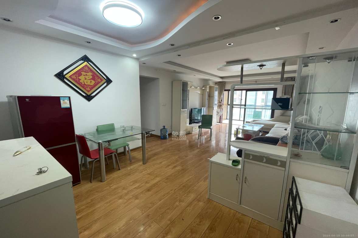 万象新天  3室2厅1卫    3200.0元/月室内图