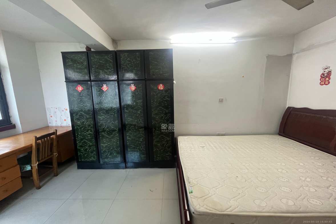 火星六片（紫欣公寓）  1室1厅1卫    1280.0元/月室内图