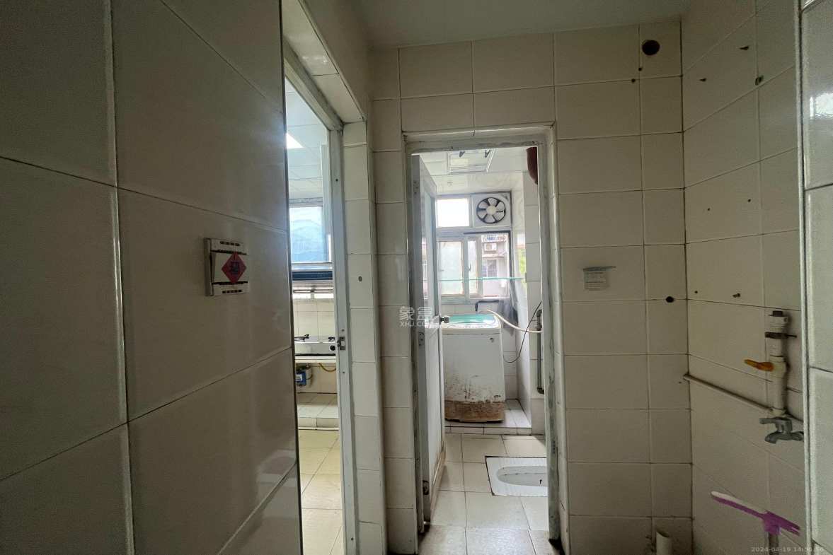 火星六片（紫欣公寓）  1室1厅1卫    1280.0元/月室内图