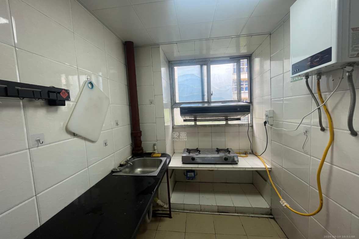 火星六片（紫欣公寓）  1室1厅1卫    1280.0元/月室内图