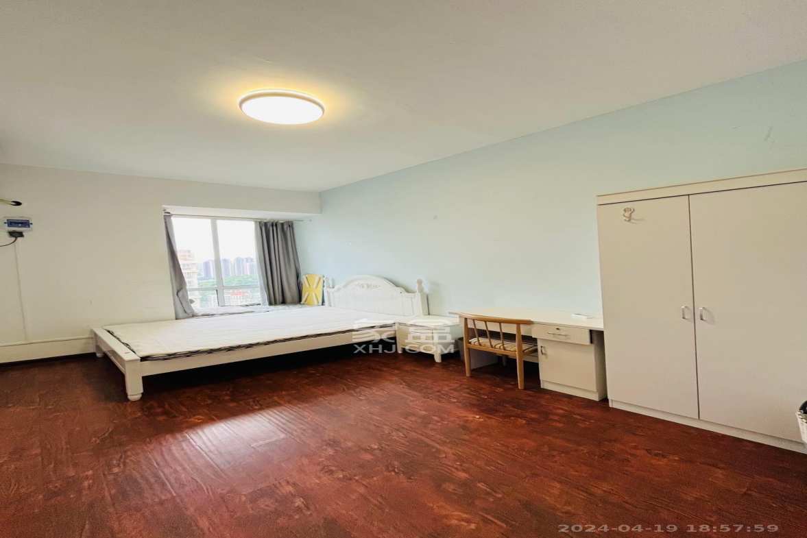 中房F联邦  1室1厅1卫    700.0元/月 中房F联邦  1室1厅1卫    700.0元/月室内图