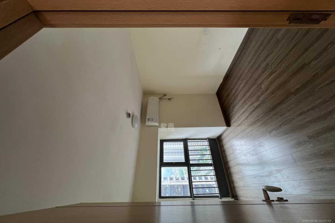 卓越浅水湾  2室2厅1卫    2500.0元/月 卓越浅水湾  2室2厅1卫    2500.0元/月室内图