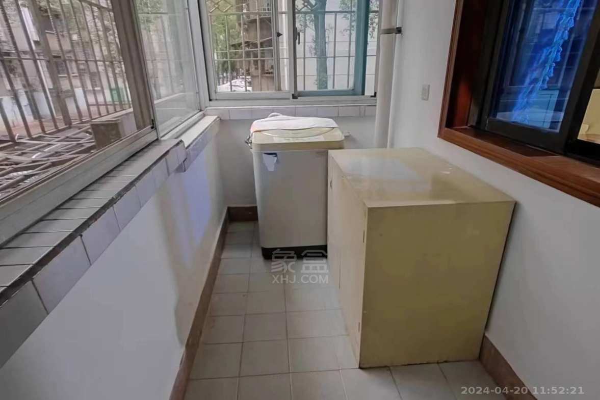 滨江一村 2室2厅1卫 1200.0元/月 滨江一村 2室2厅1卫 1200.0元/月室内图