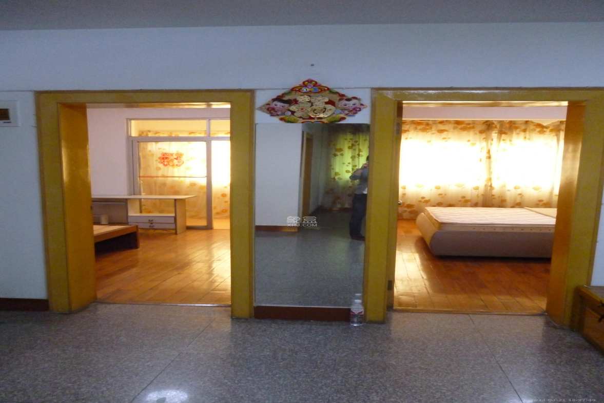 长沙师范教职工宿舍  2室2厅1卫   2200.00元/月室内图