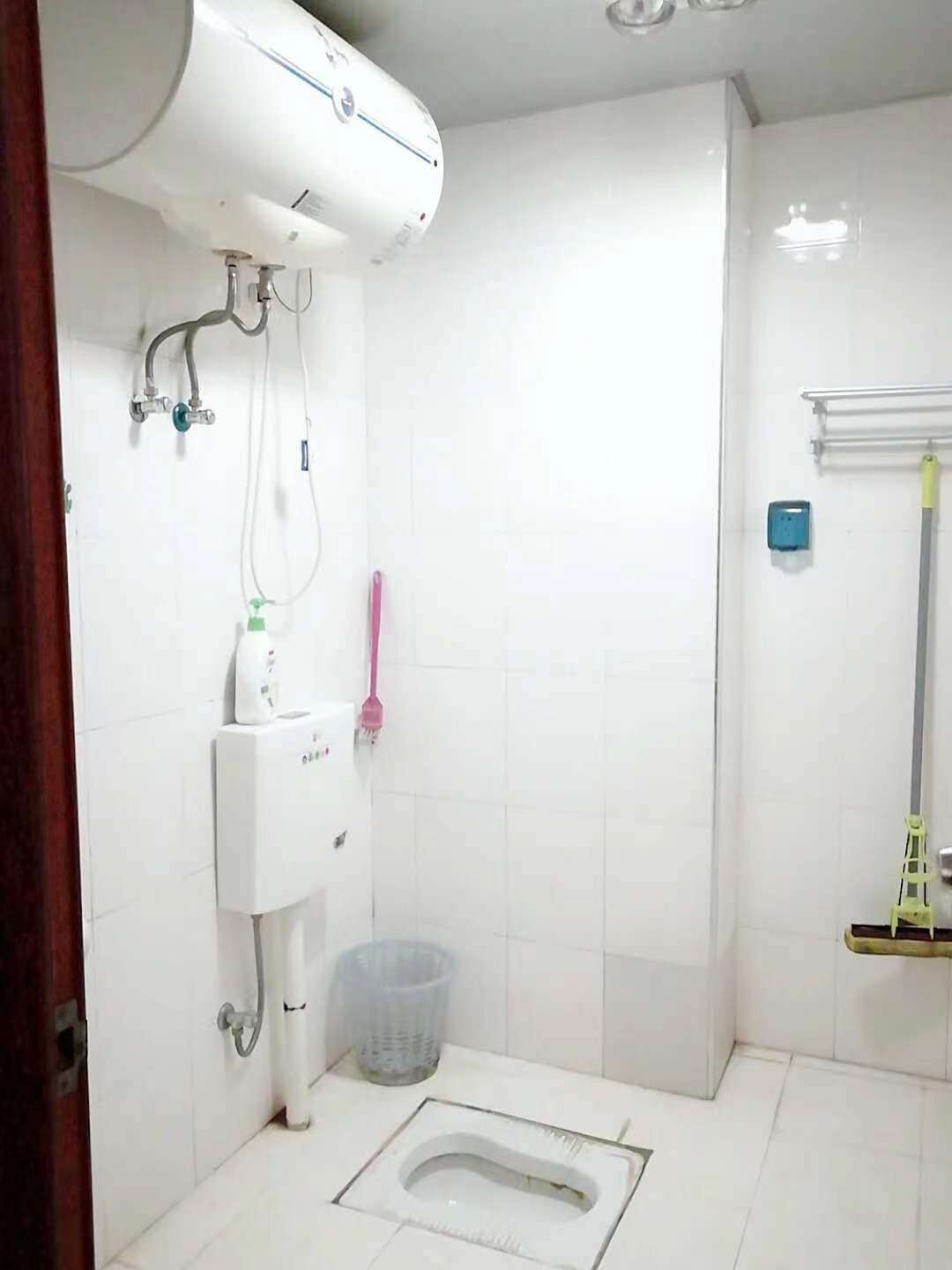 崇和中苑  1室1厅1卫   1000.00元/月室内图