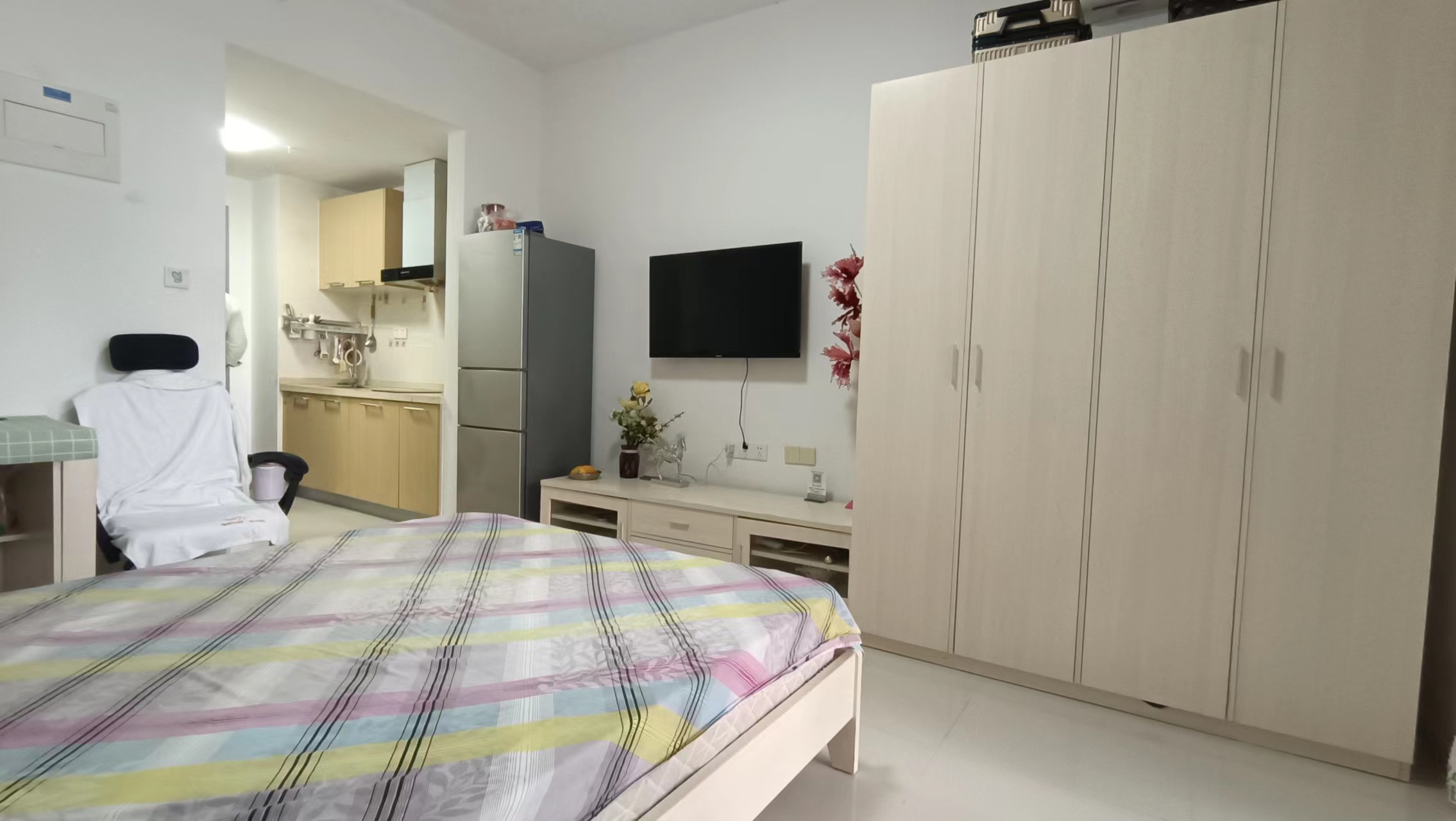 天地凤凰城  1室1厅1卫    49.0万