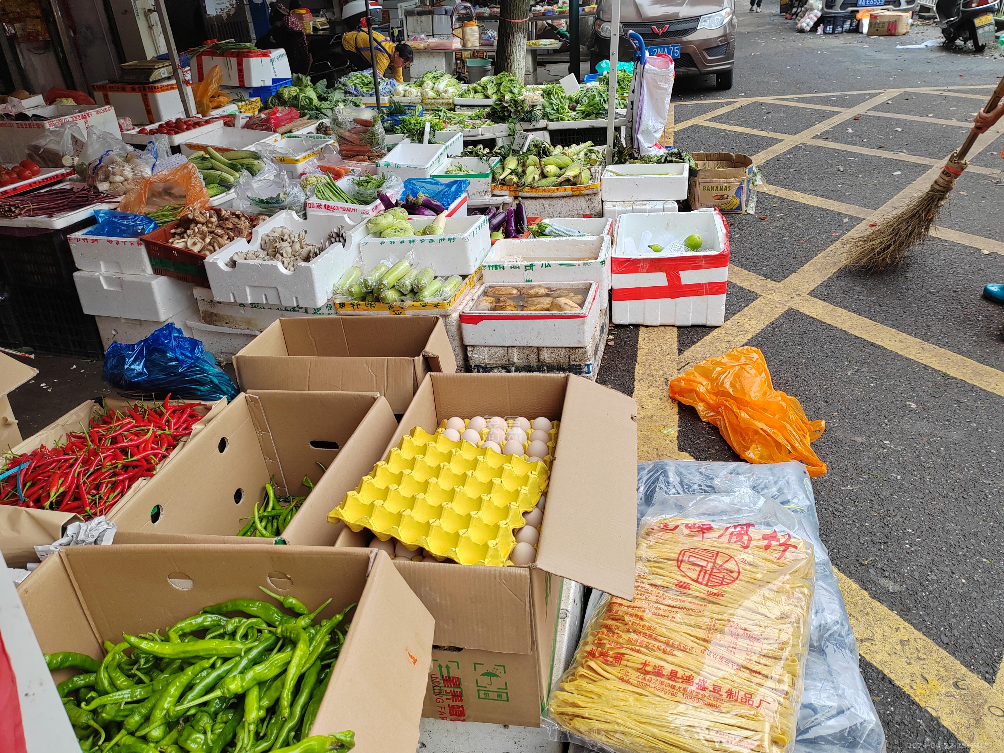 中南汽车世界   22.0㎡      1700.0元/月室内图