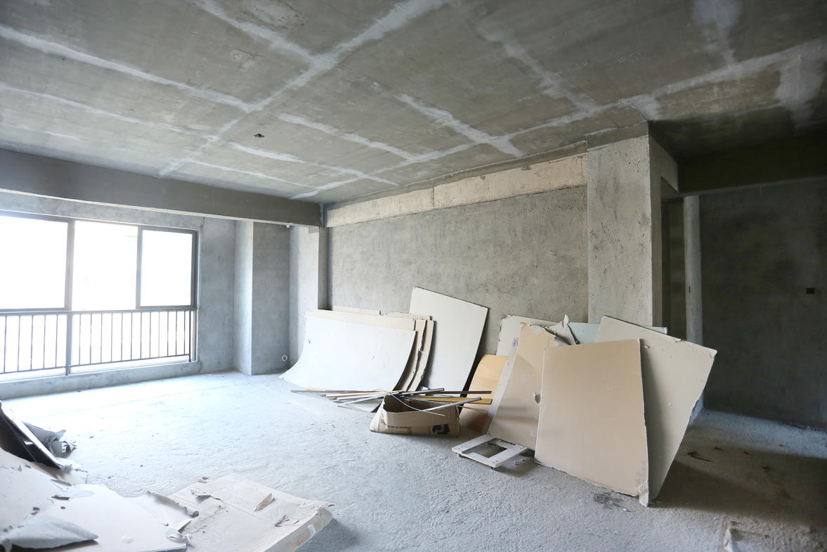 旗滨公园里  4室2厅2卫    93.8万室内图
