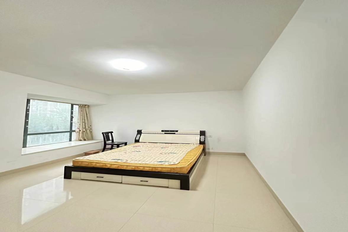 愉景湾东域  3室2厅1卫   1600.00元/月室内图