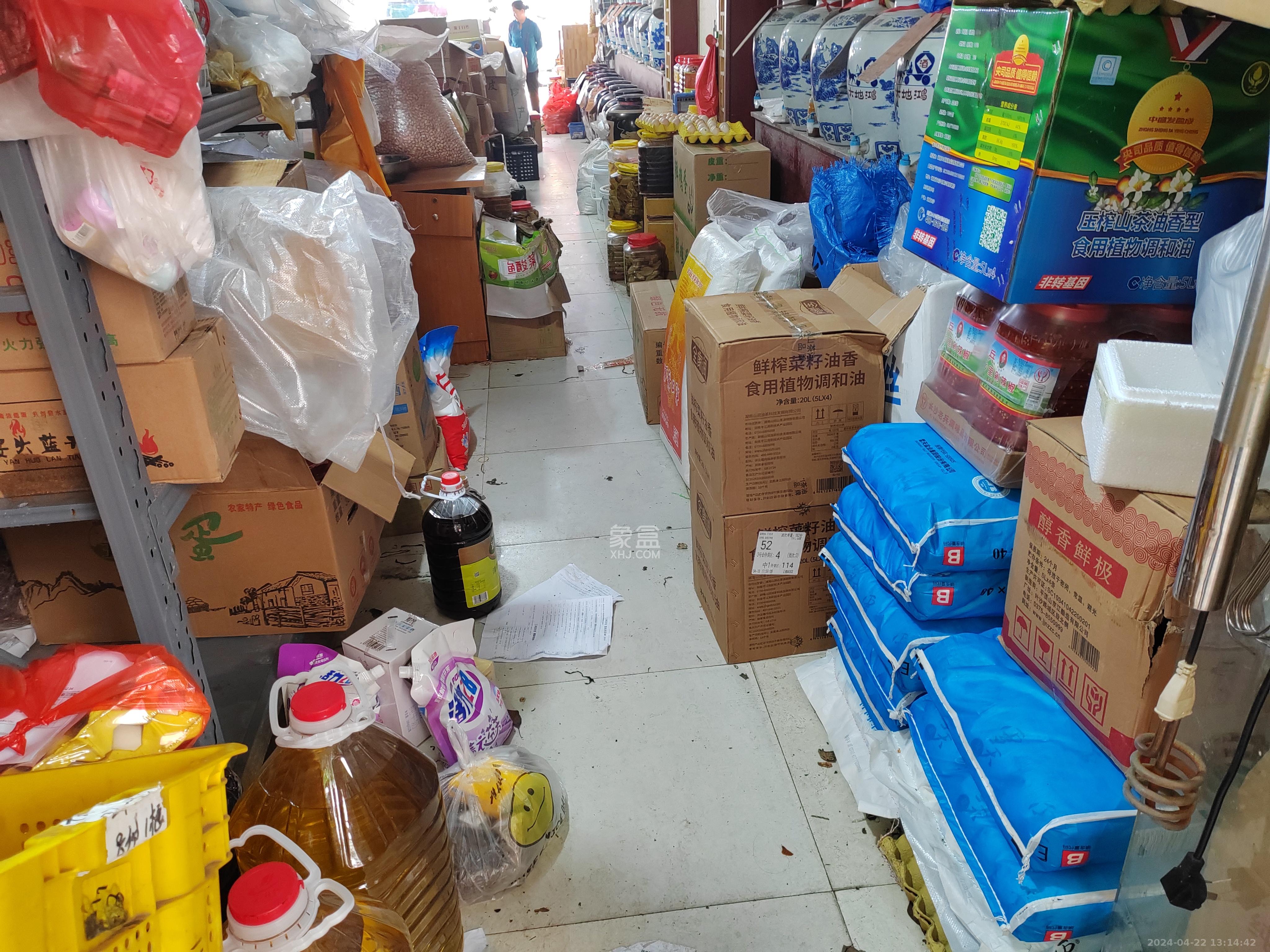 中南汽车世界   22.0㎡      1700.0元/月室内图